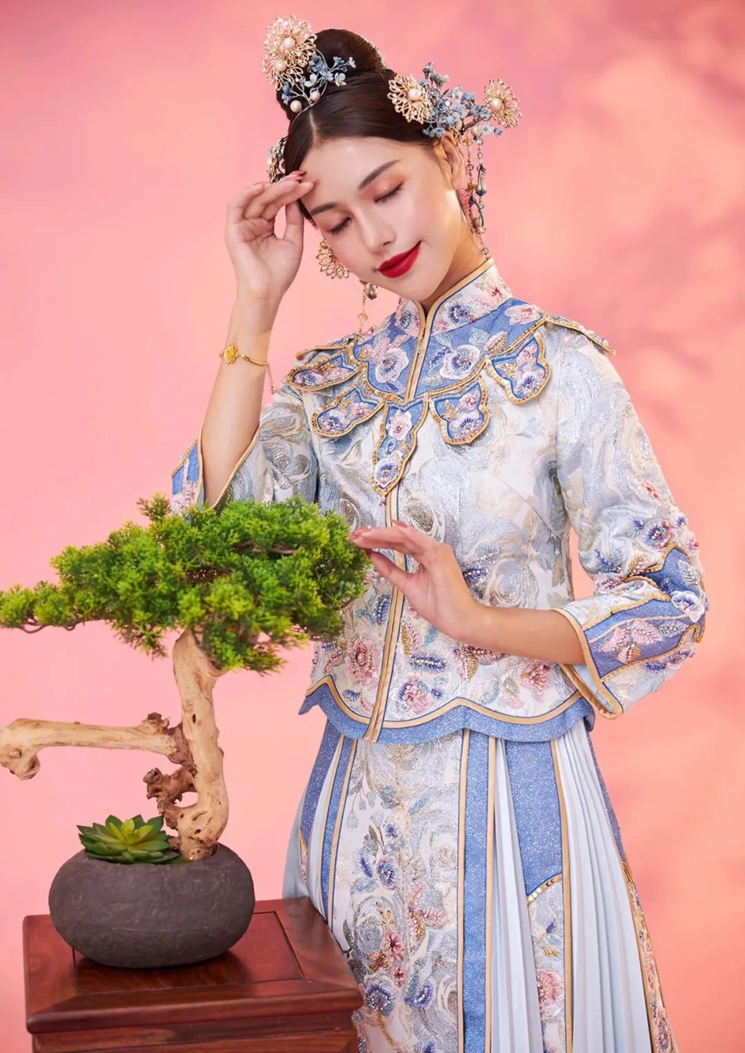 《俏·素》
