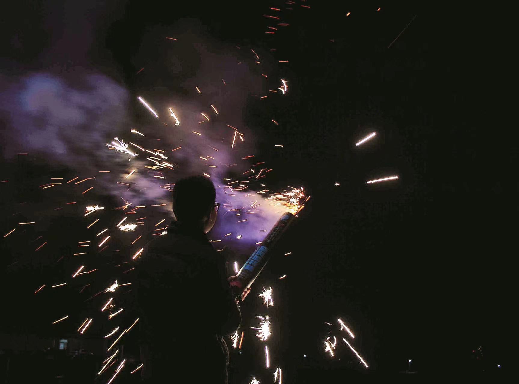 《生活》-2024年中国大学生当代摄影奖获奖作品展-铜奖作品